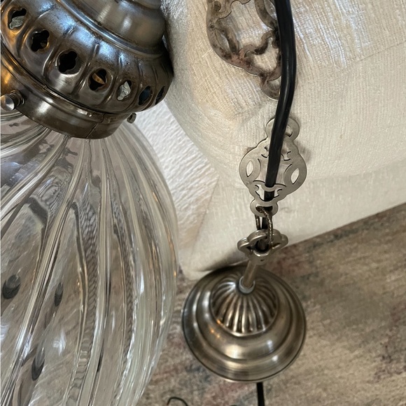 Custom Handblown glass and metal pendant - Picture 6 of 6